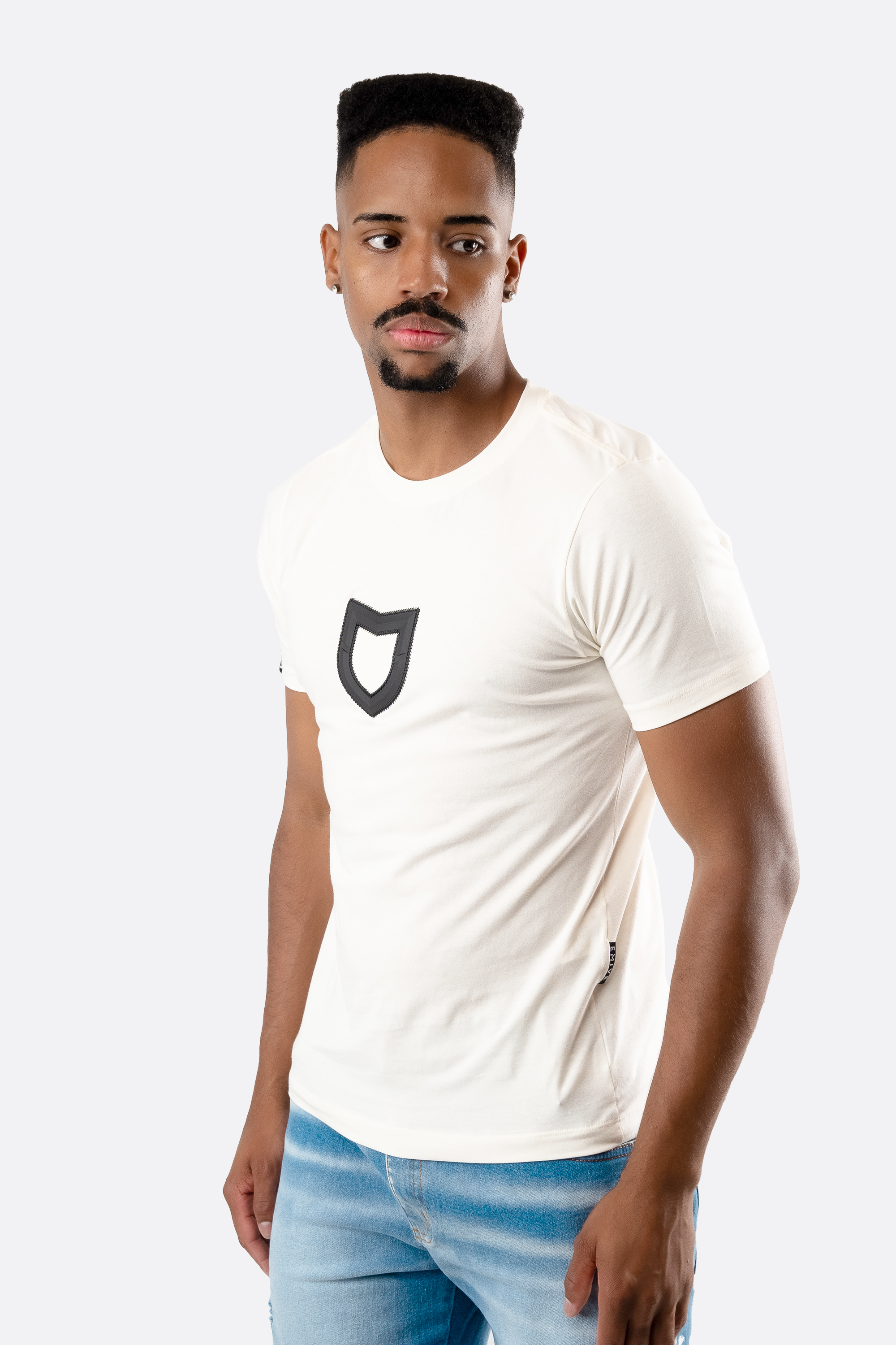 Camiseta Emive Regular Symbol Off White