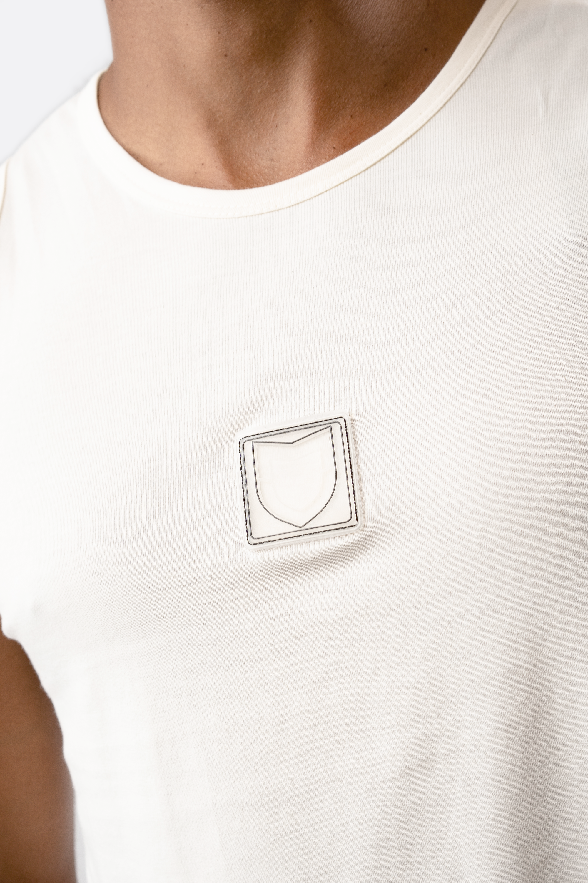 Camiseta Emive Regata Line Cube Off White