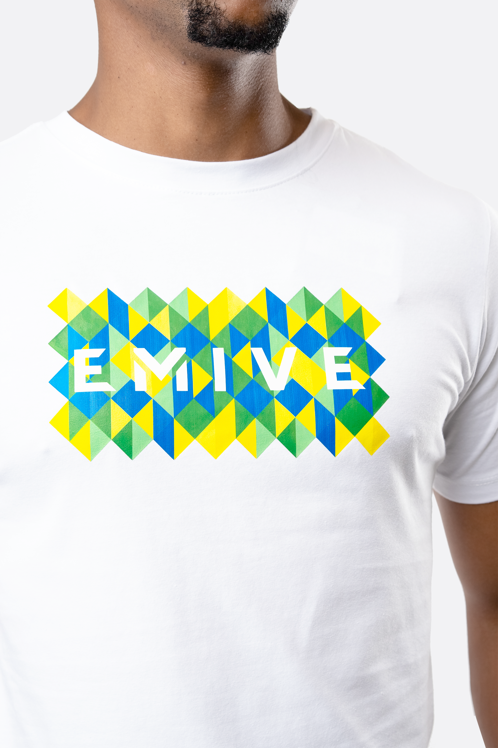 Camiseta Emive Long Brazil Branco