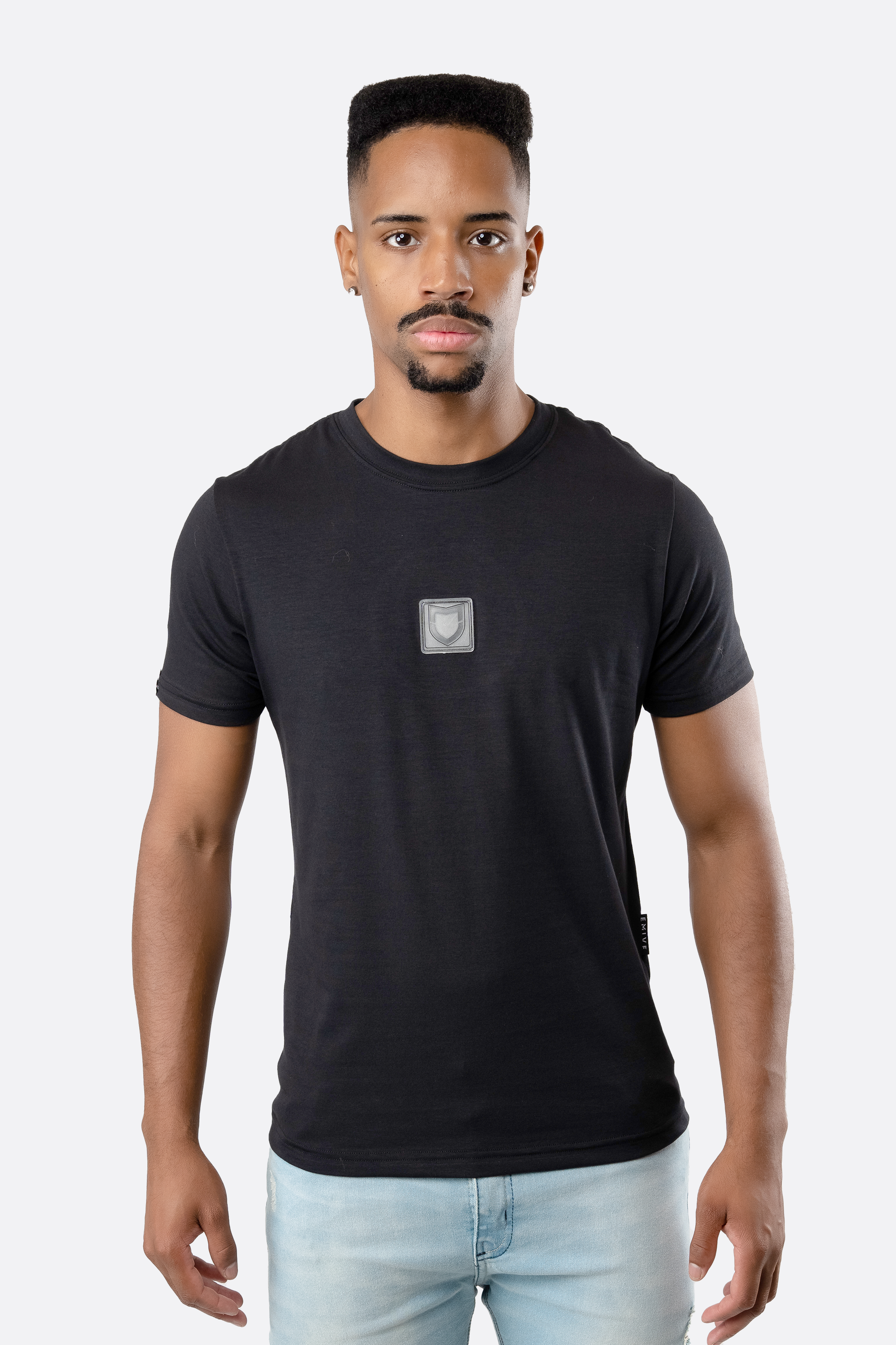 Camiseta Emive Regular Line Cube Preto