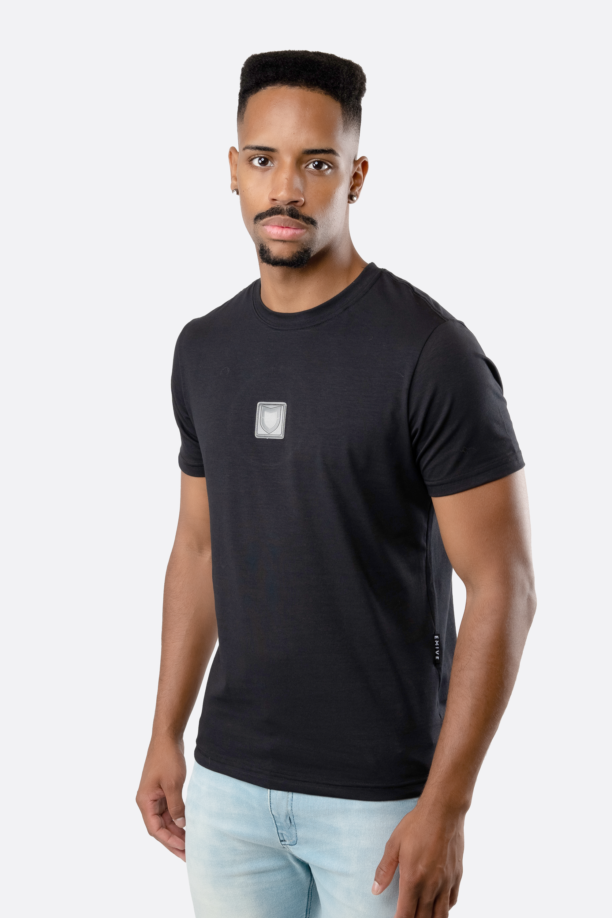 Camiseta Emive Regular Line Cube Preto