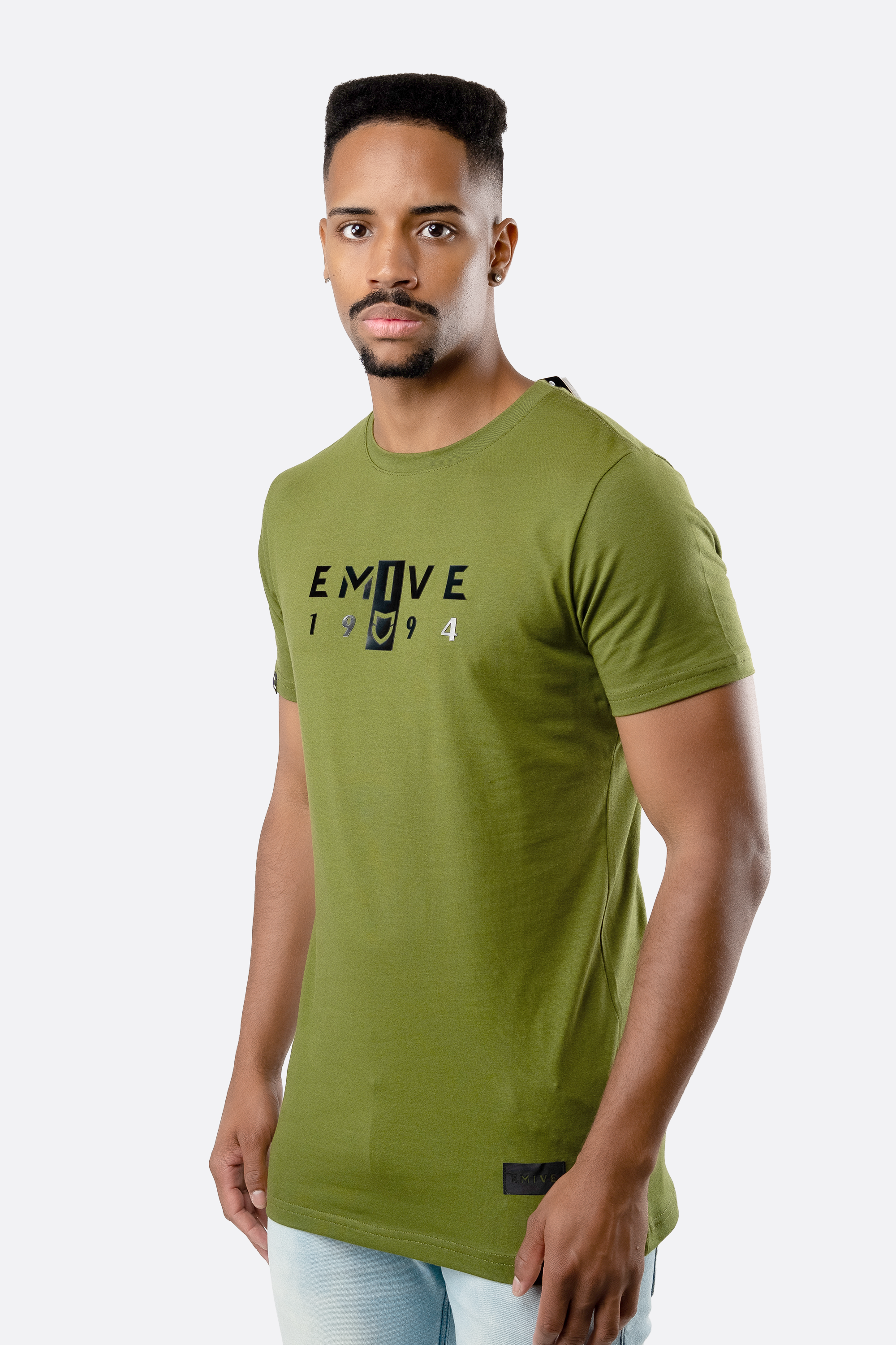 Camiseta Emive Long Retro Verde