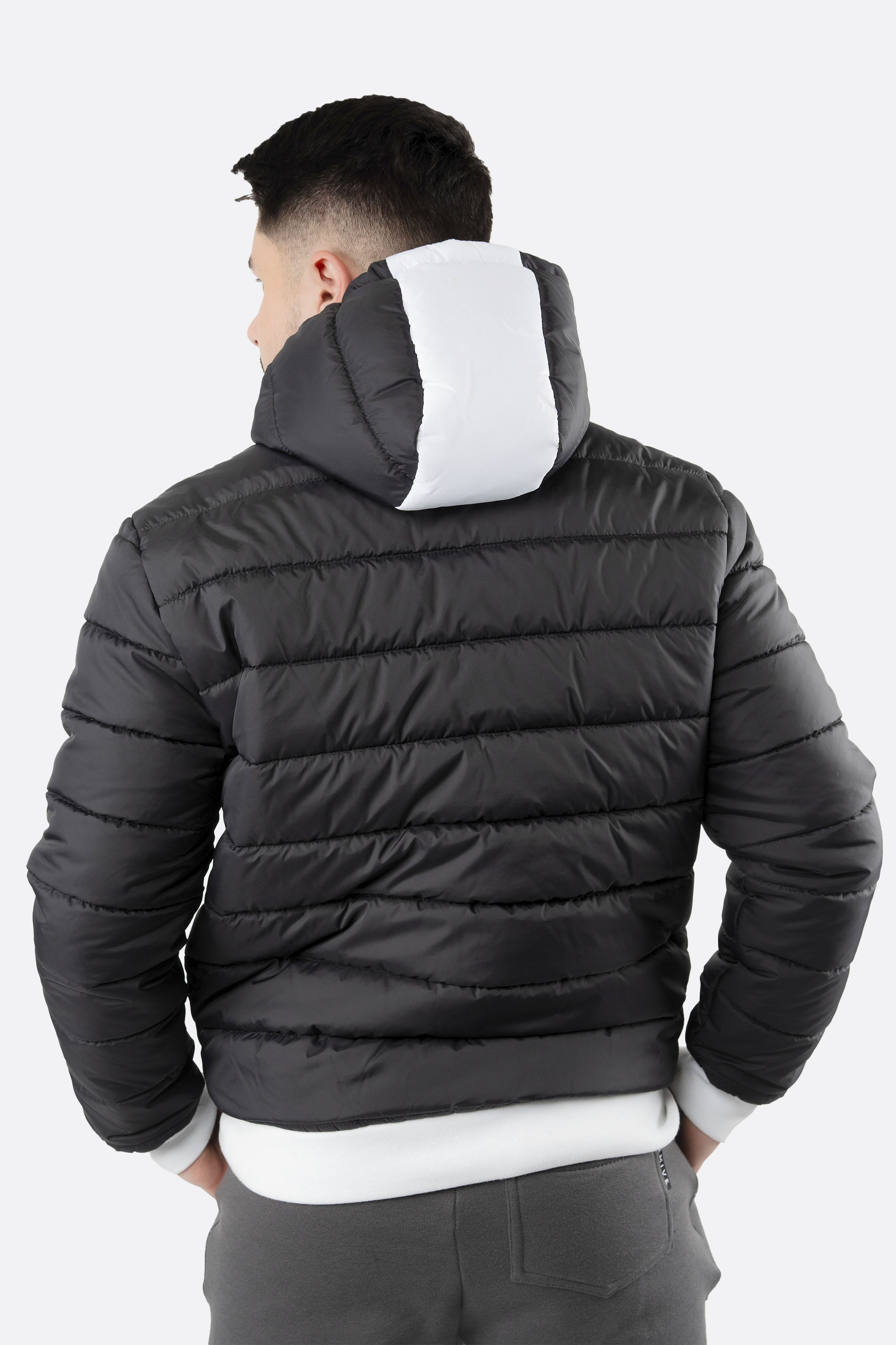 Jaqueta Emive Bomber Black Preto/Branco