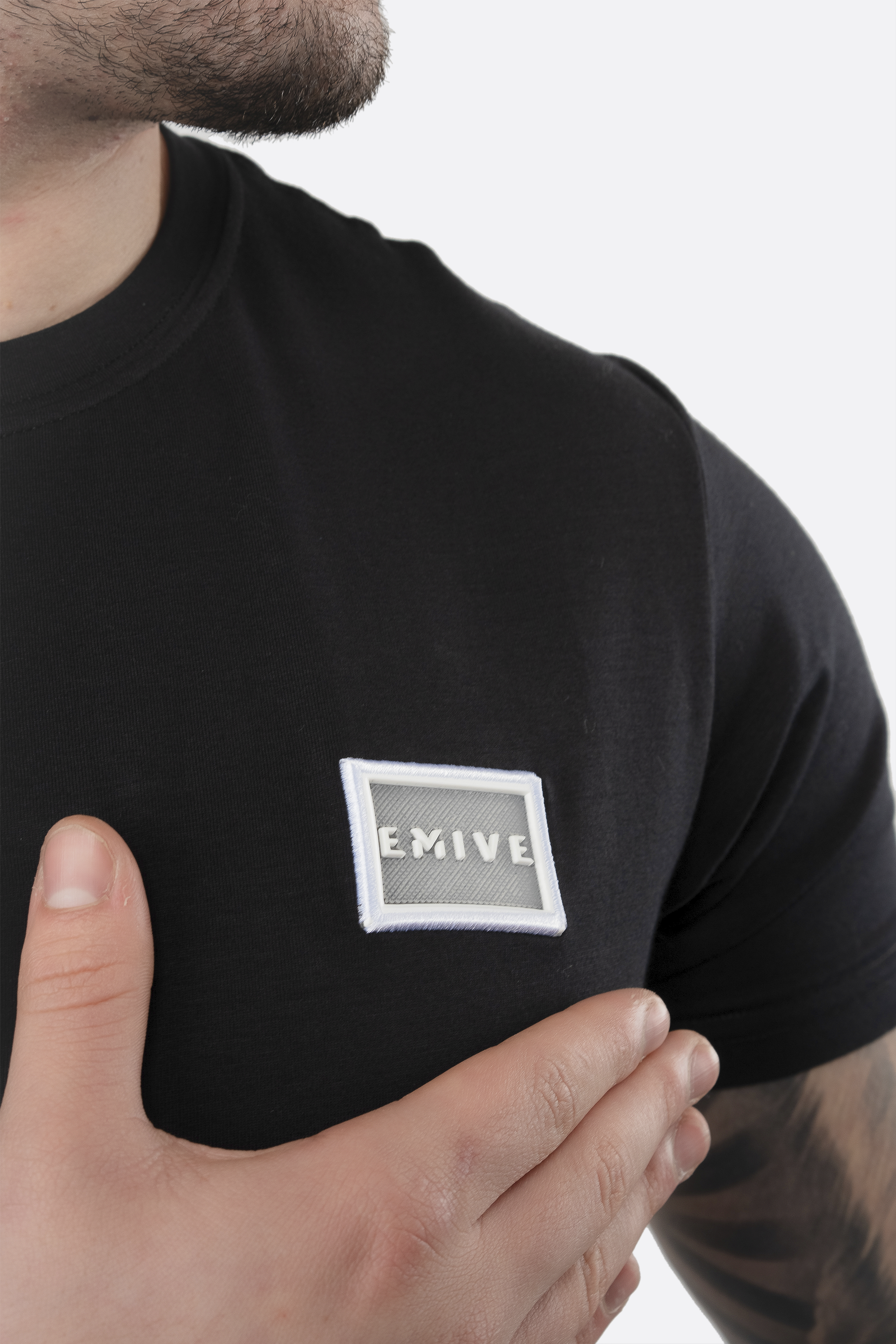 Camiseta Emive Regular Boxlogo Preto