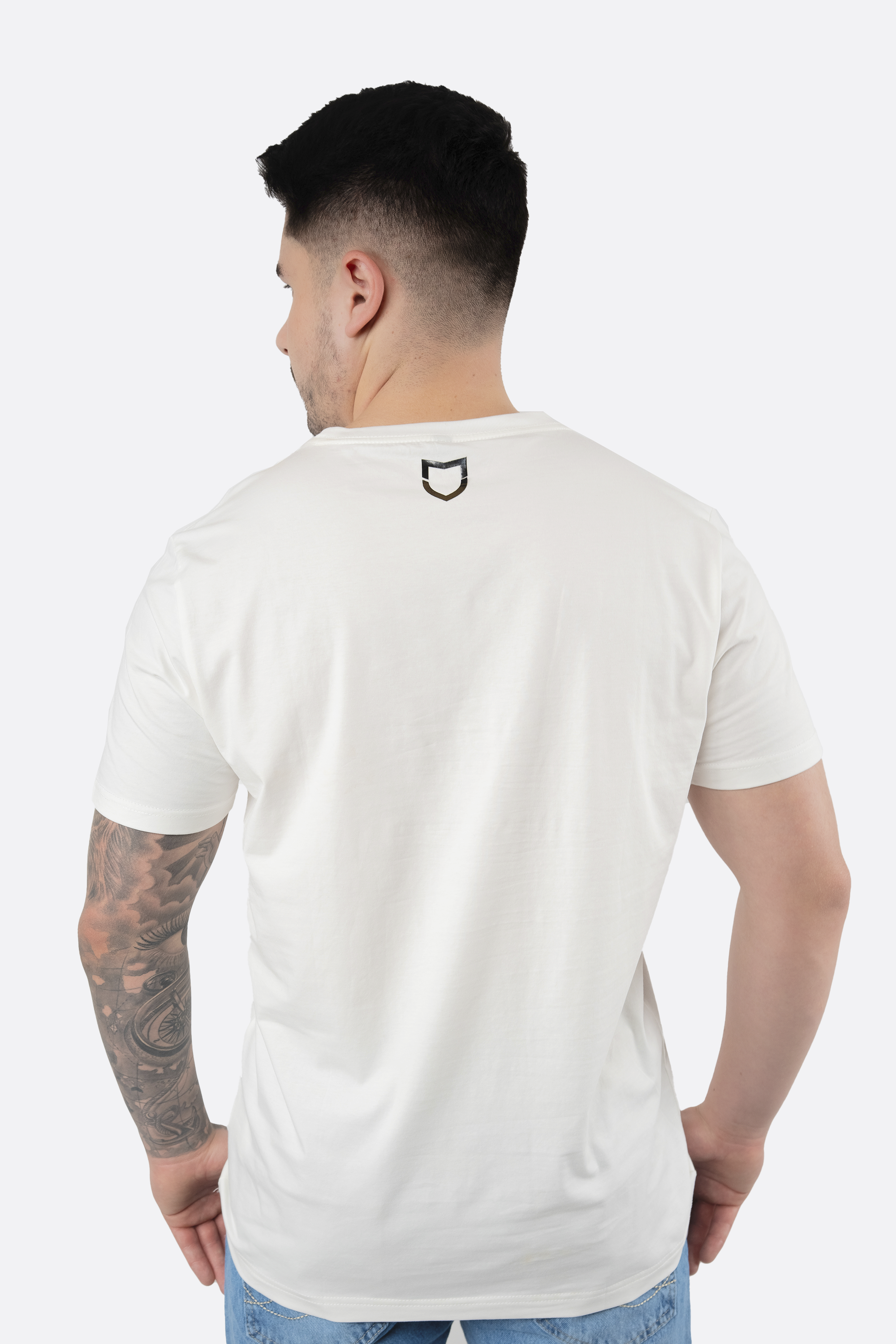 Camiseta Emive Regular Verz Off White