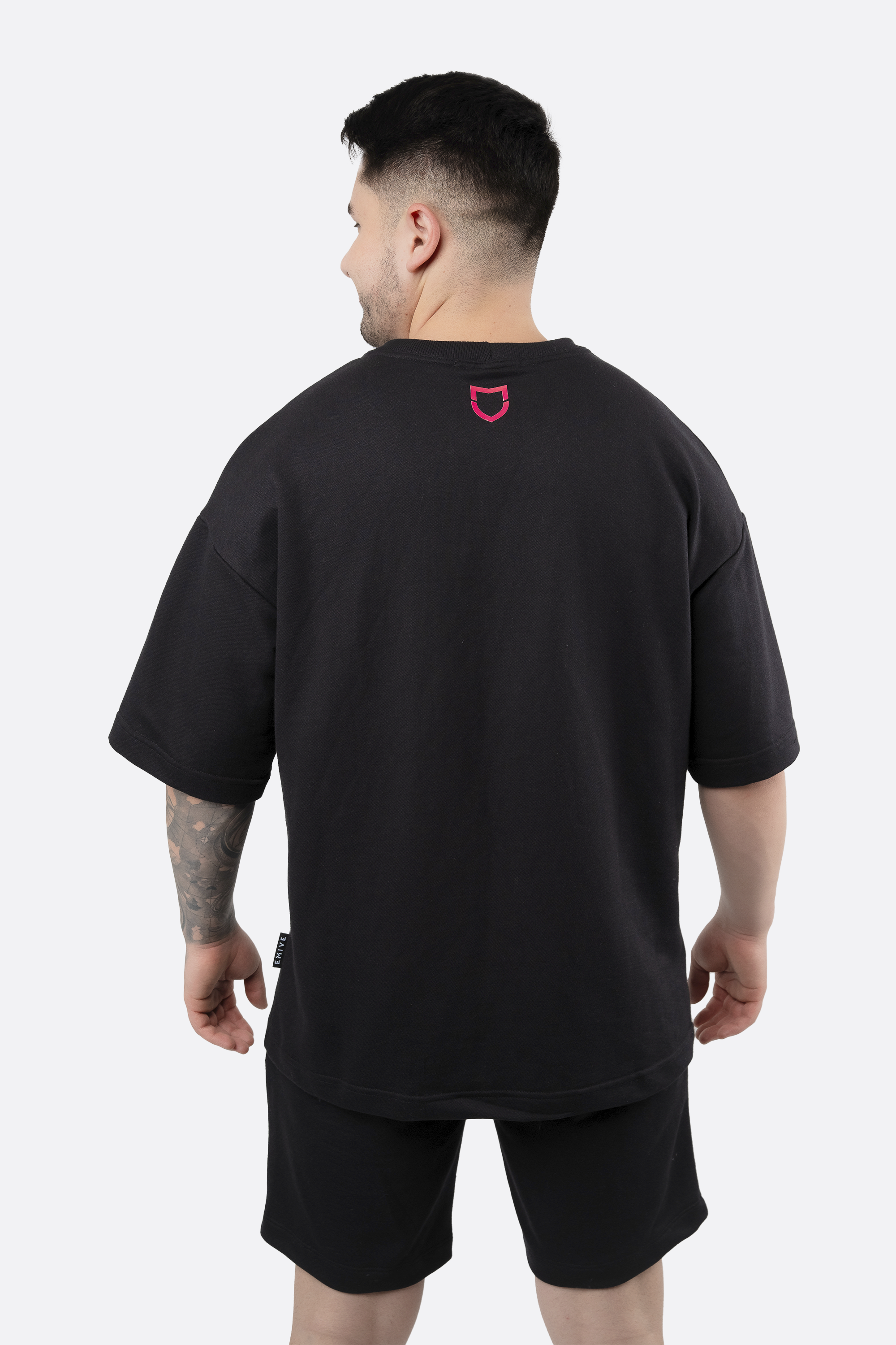 Camiseta Emive Oversized Cords Preto