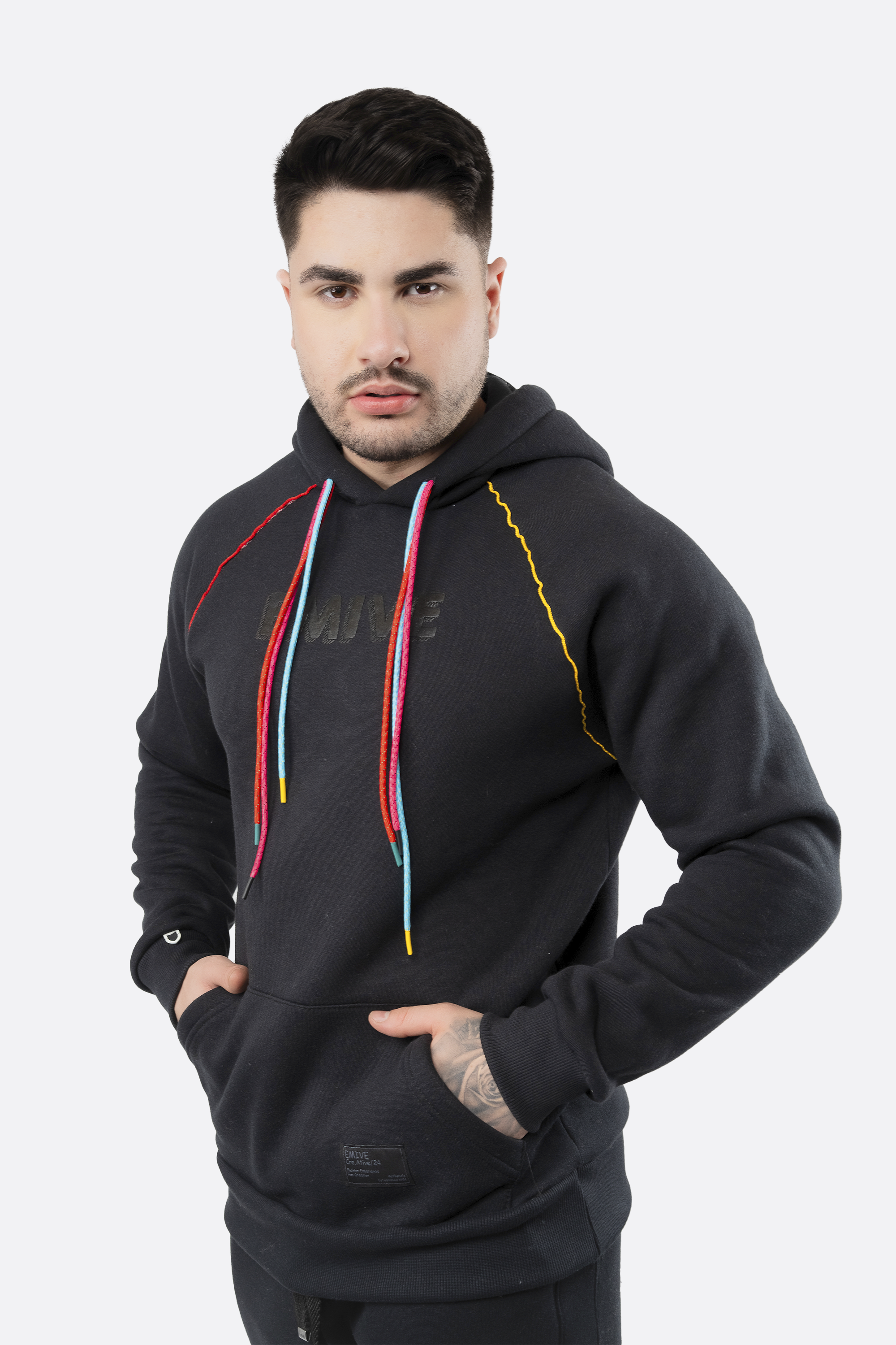 Moletom Canguru Emive Raglan Preto