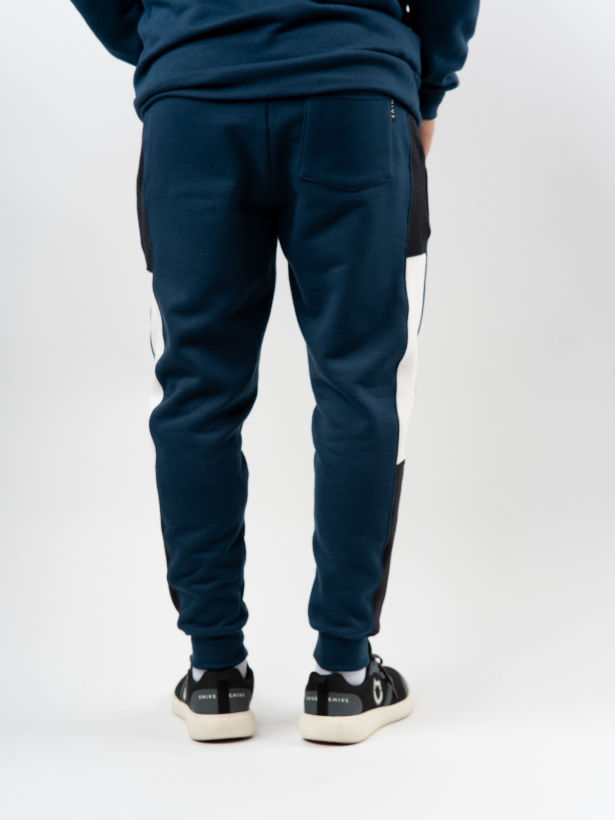 Calça Emive Moletom Crec Azul Marinho