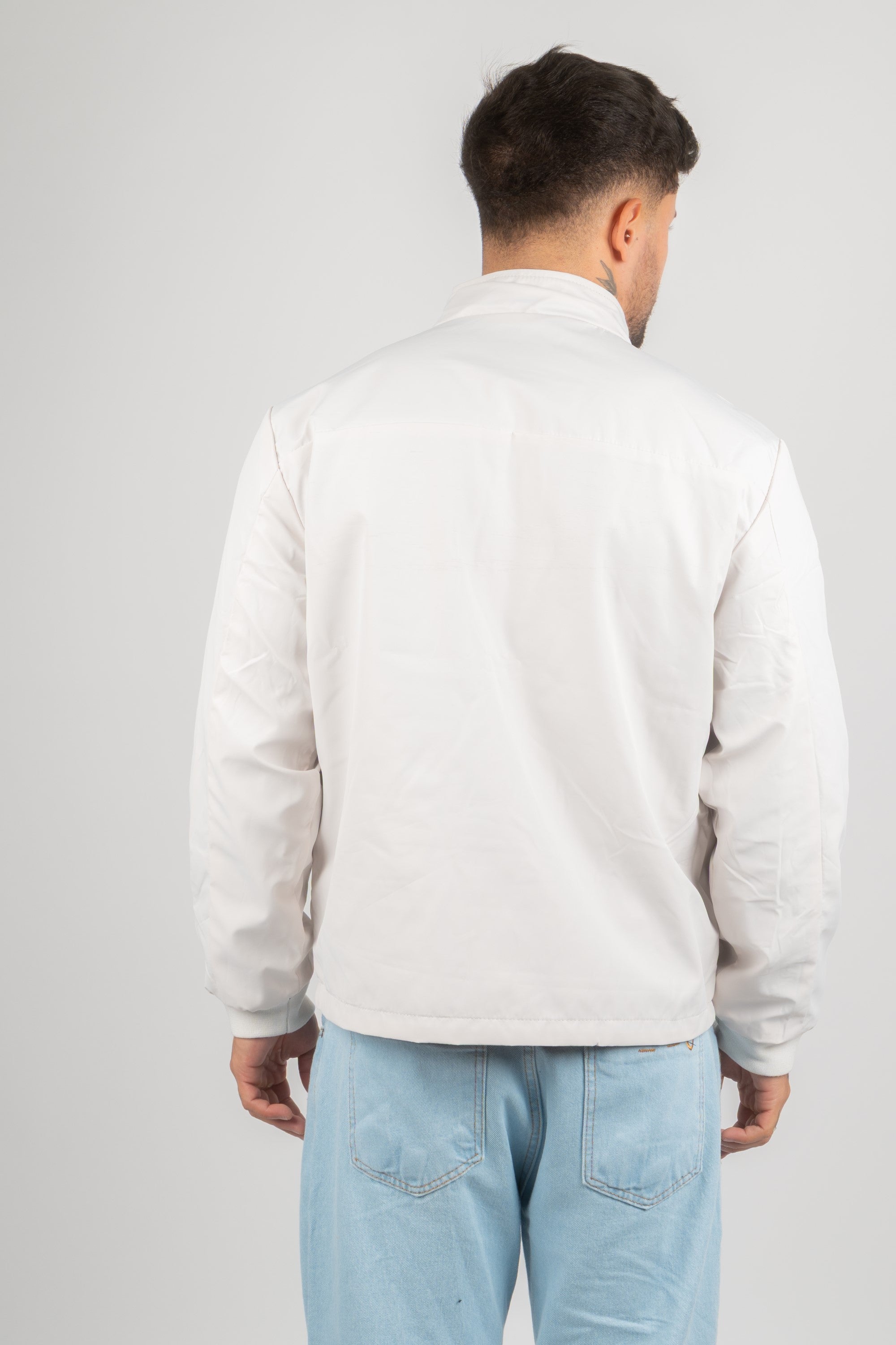 Jaqueta Dupla Face Basic Branco/Preto* – Emive Oficial