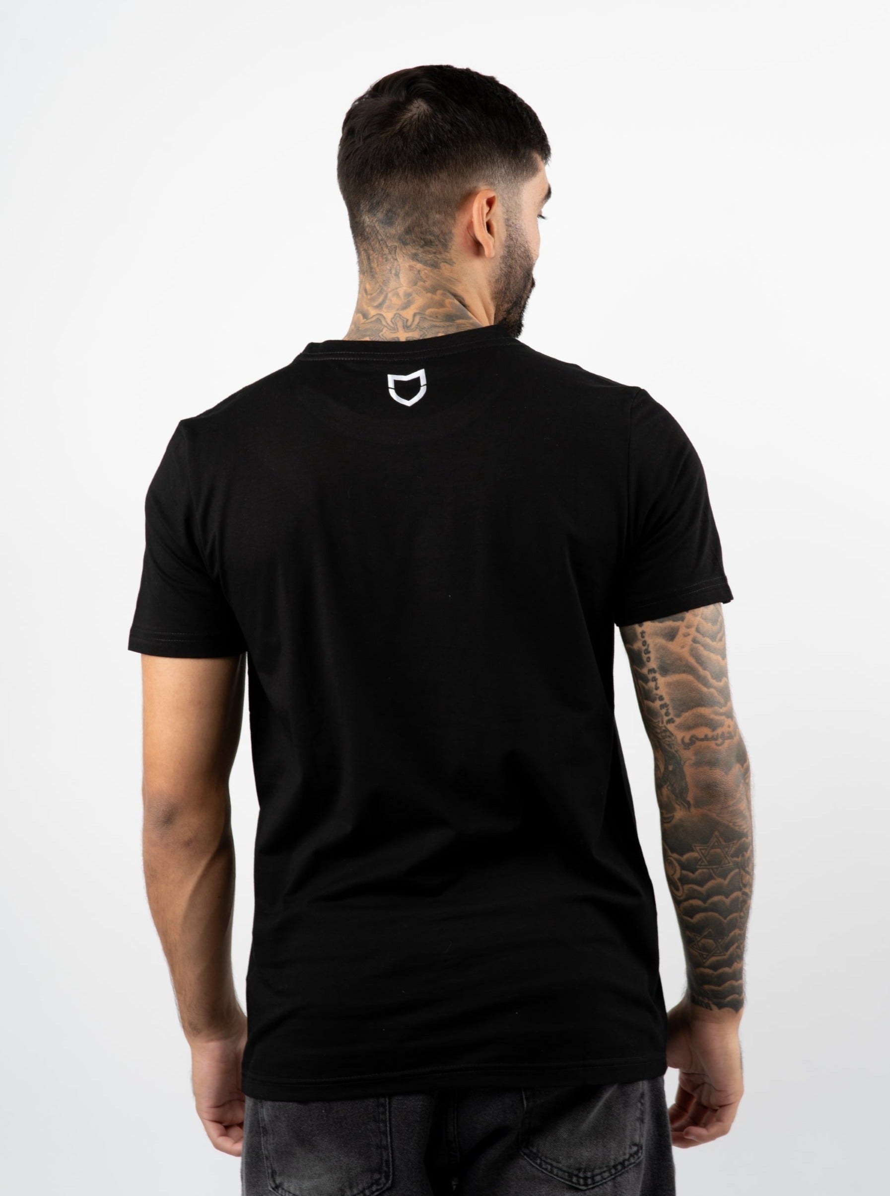 Camiseta Emive Regular Neck Preto