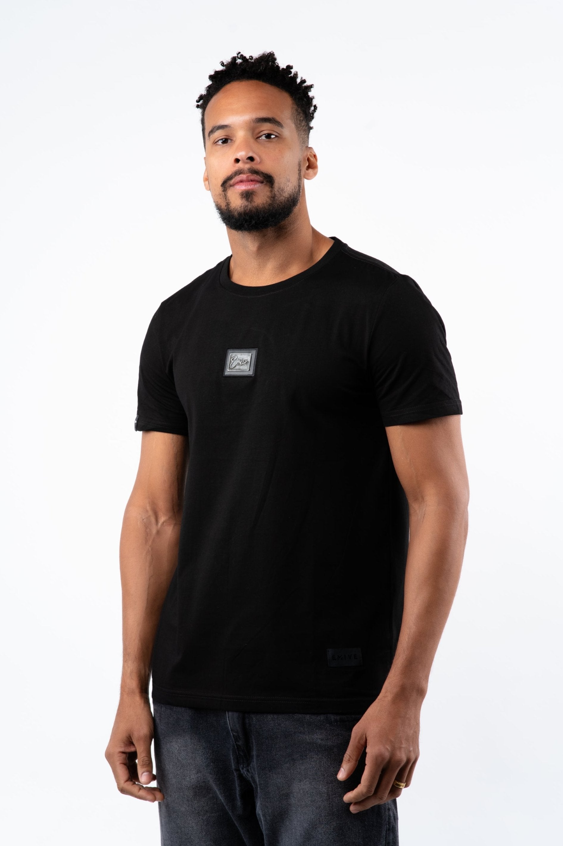 Camiseta Emive Regular Plec Preto