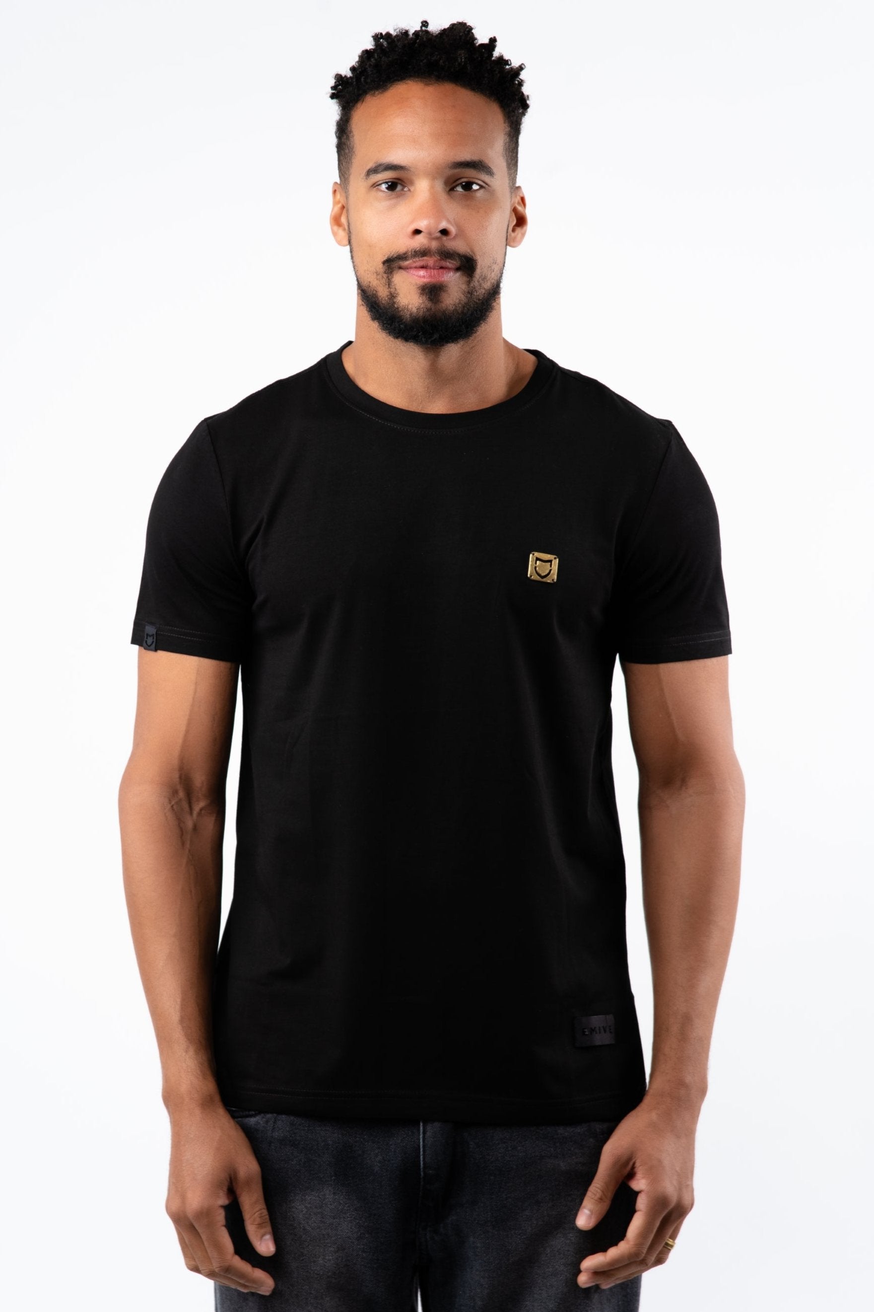 Camiseta Emive Regular Gold Preto