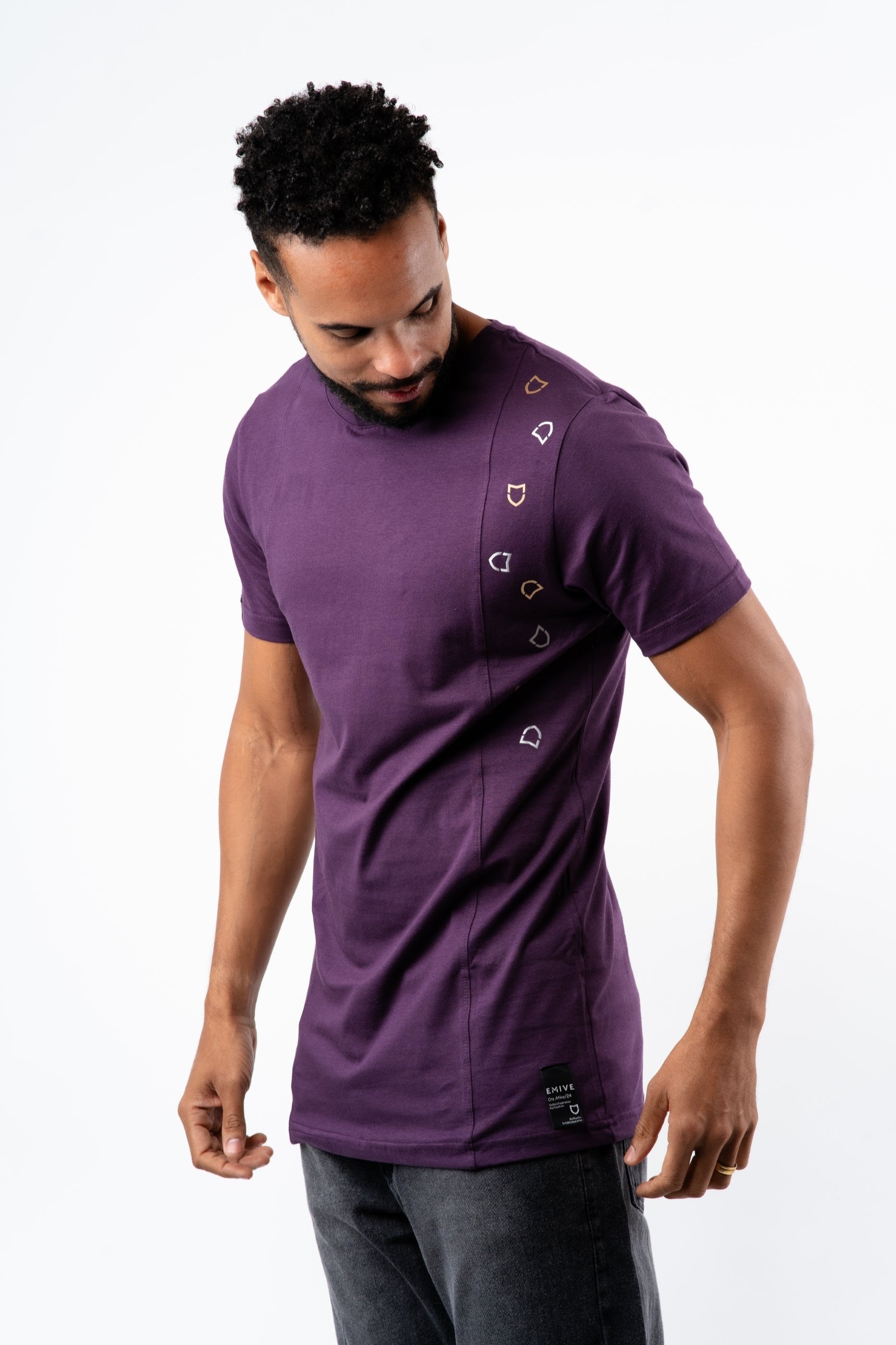 Camiseta Emive Long Grape Roxo