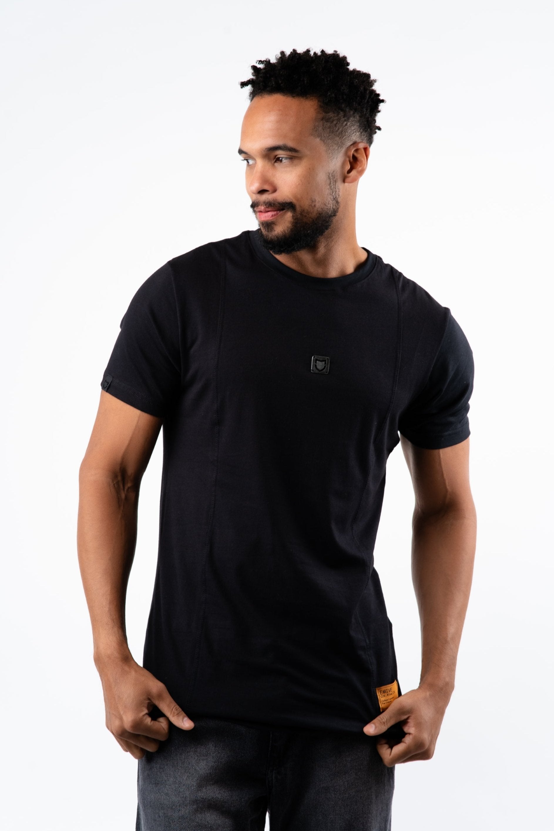 Camiseta Emive Long Simbol Preto