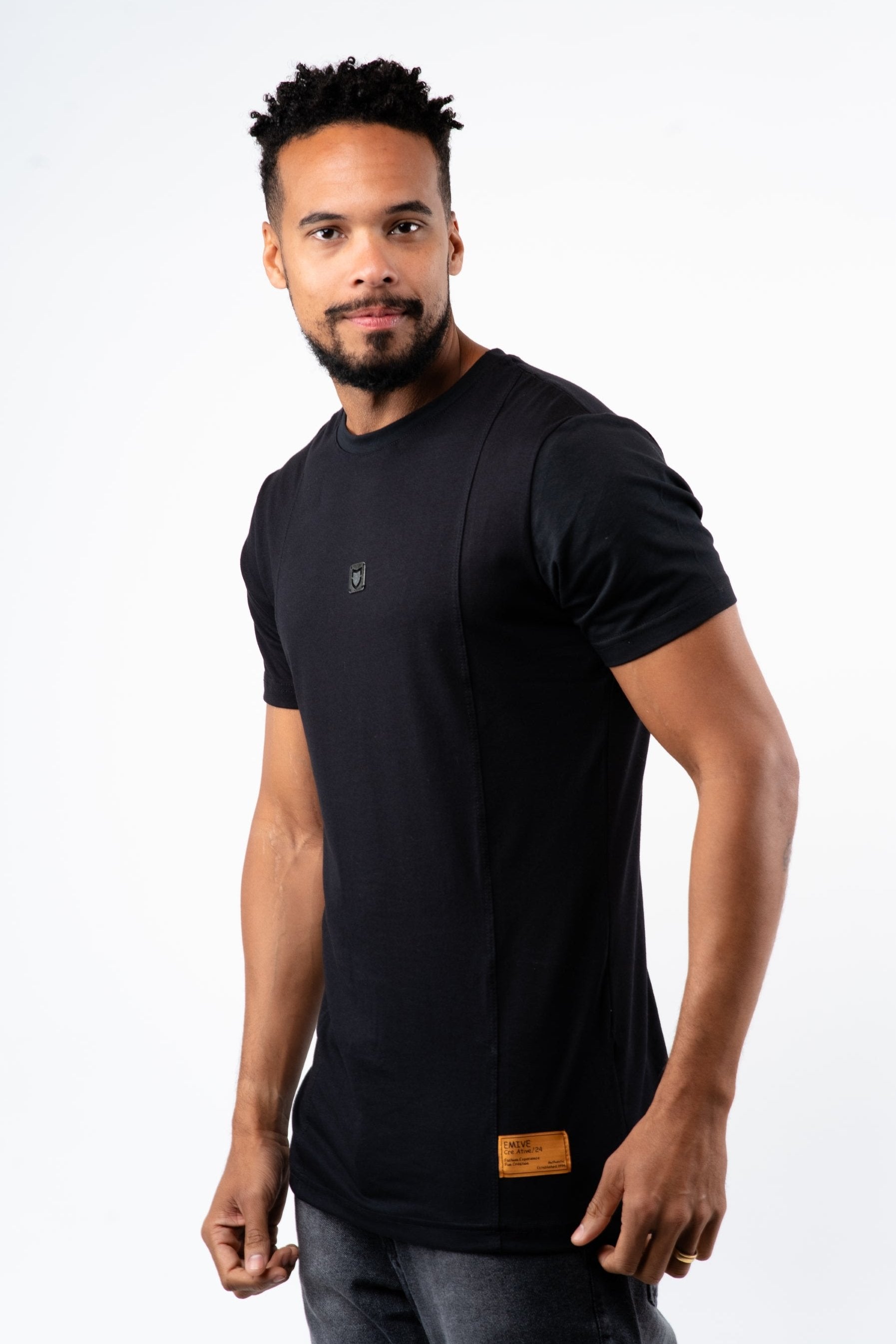 Camiseta Emive Long Simbol Preto