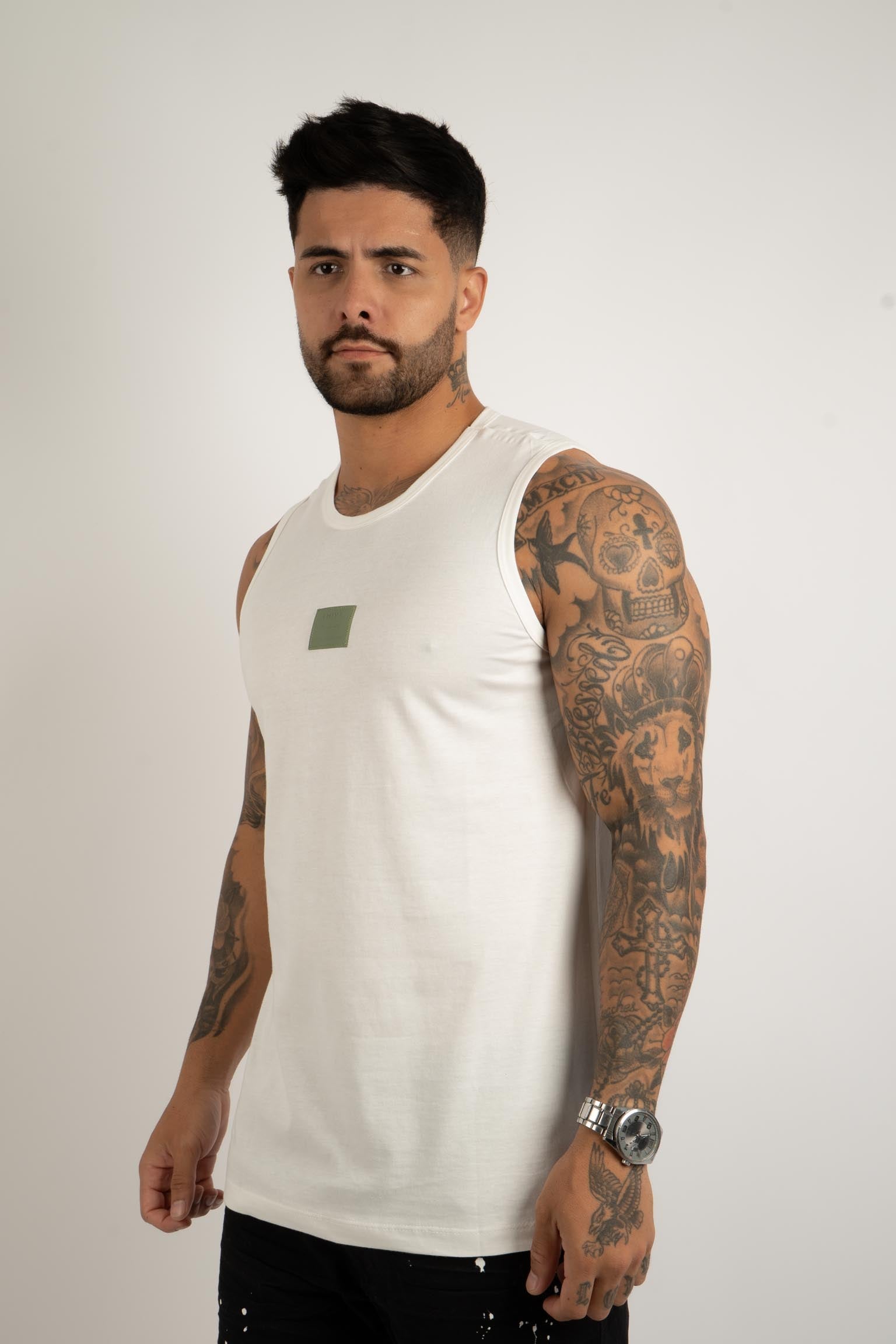 Camisetas, Camisas, Regatas selecionadas por R$50