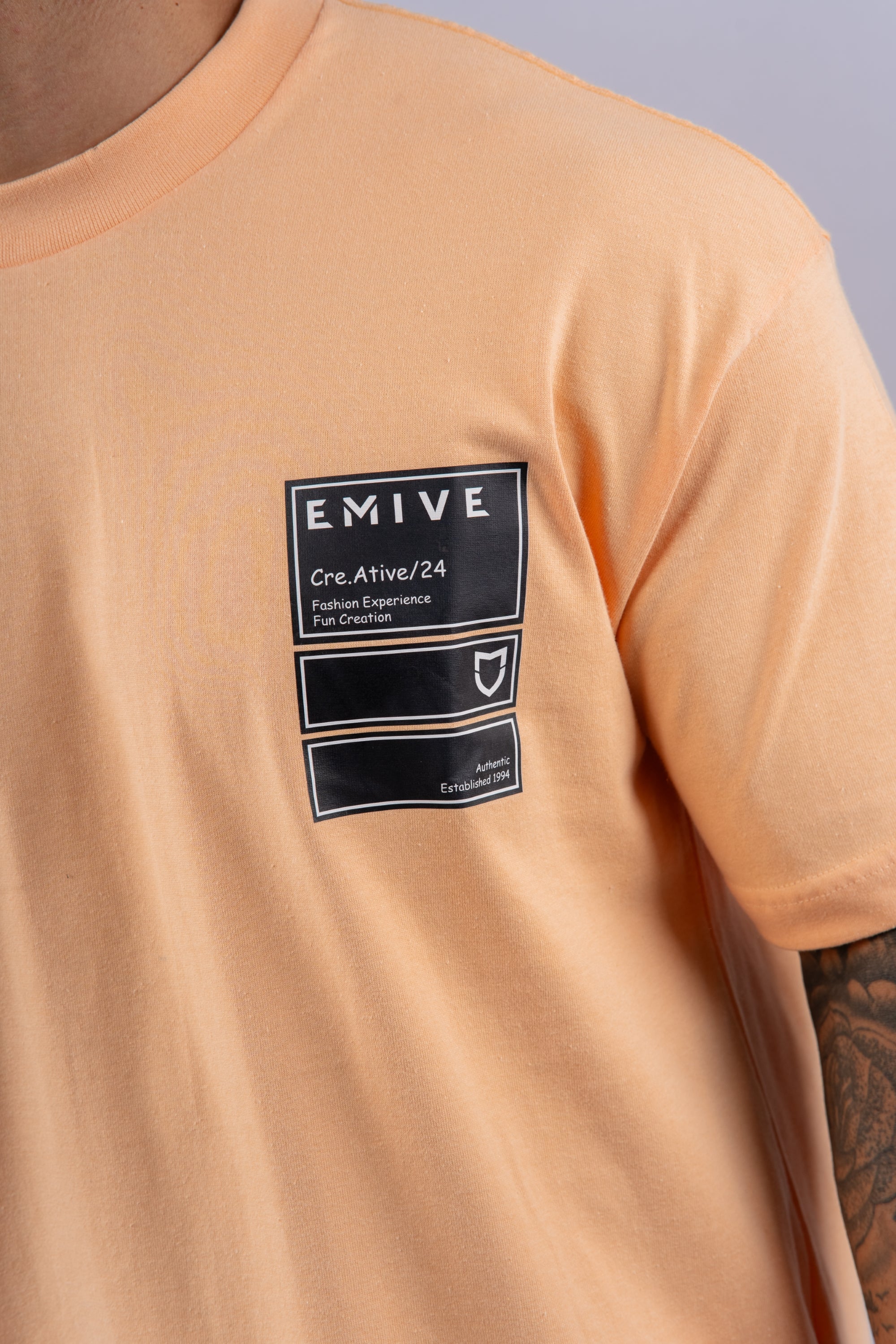 Camiseta Emive Oversized Creative Laranja*