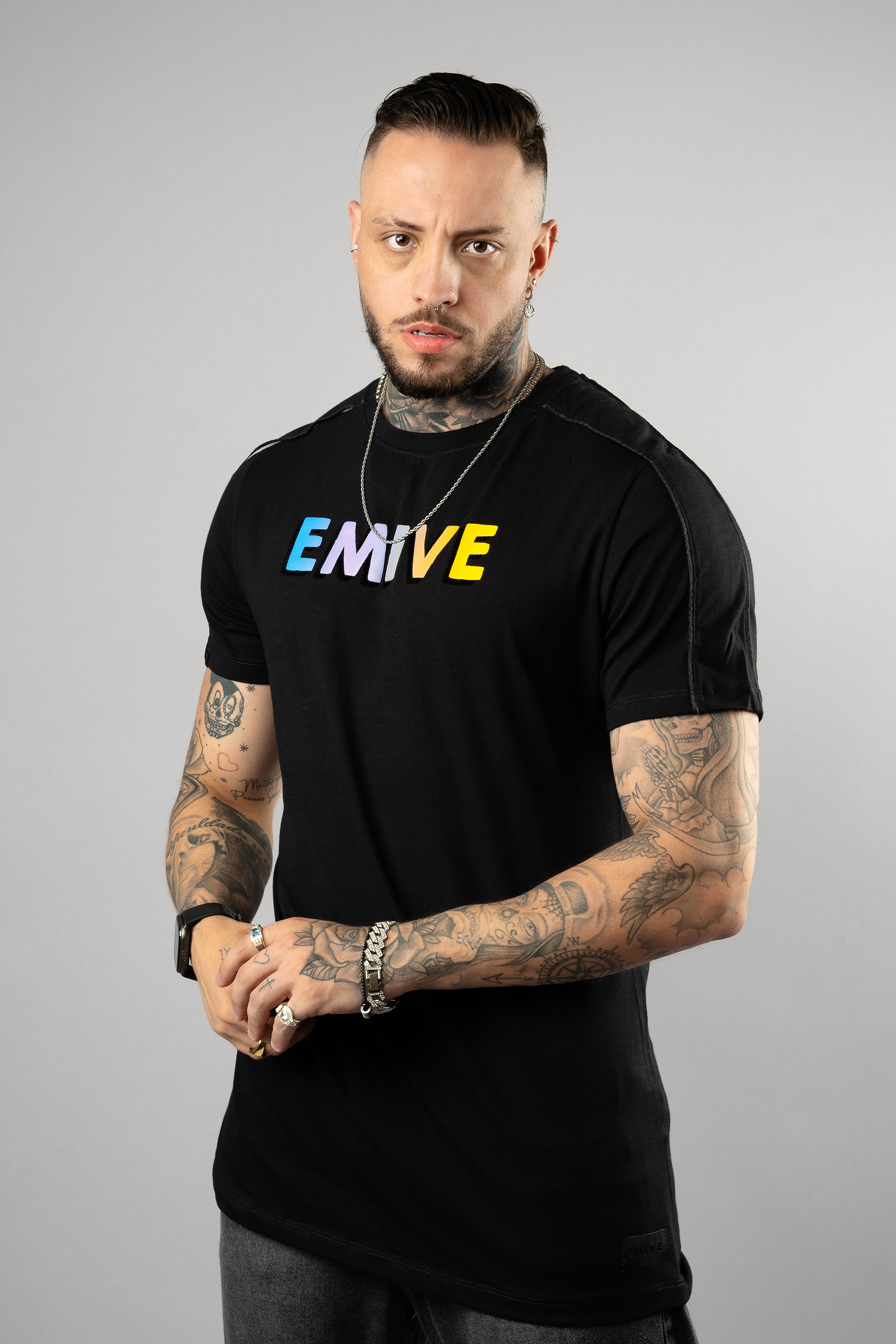 Camiseta Emive Long Sun Preto