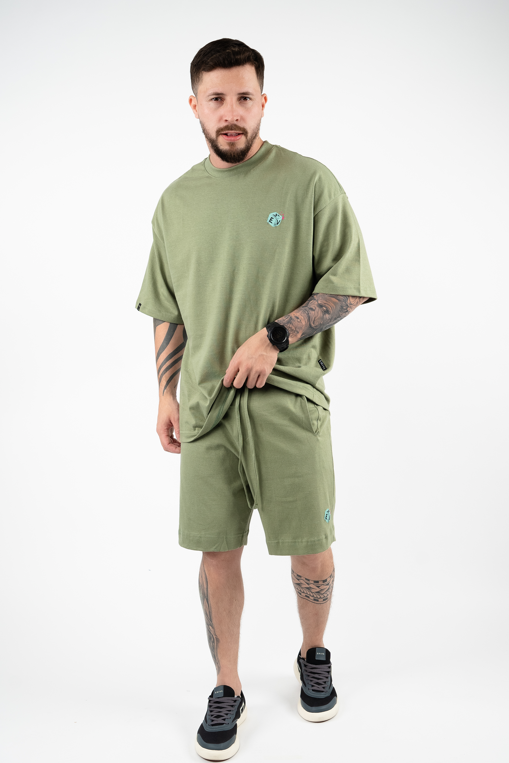 Camiseta Emive Oversized Play Verde