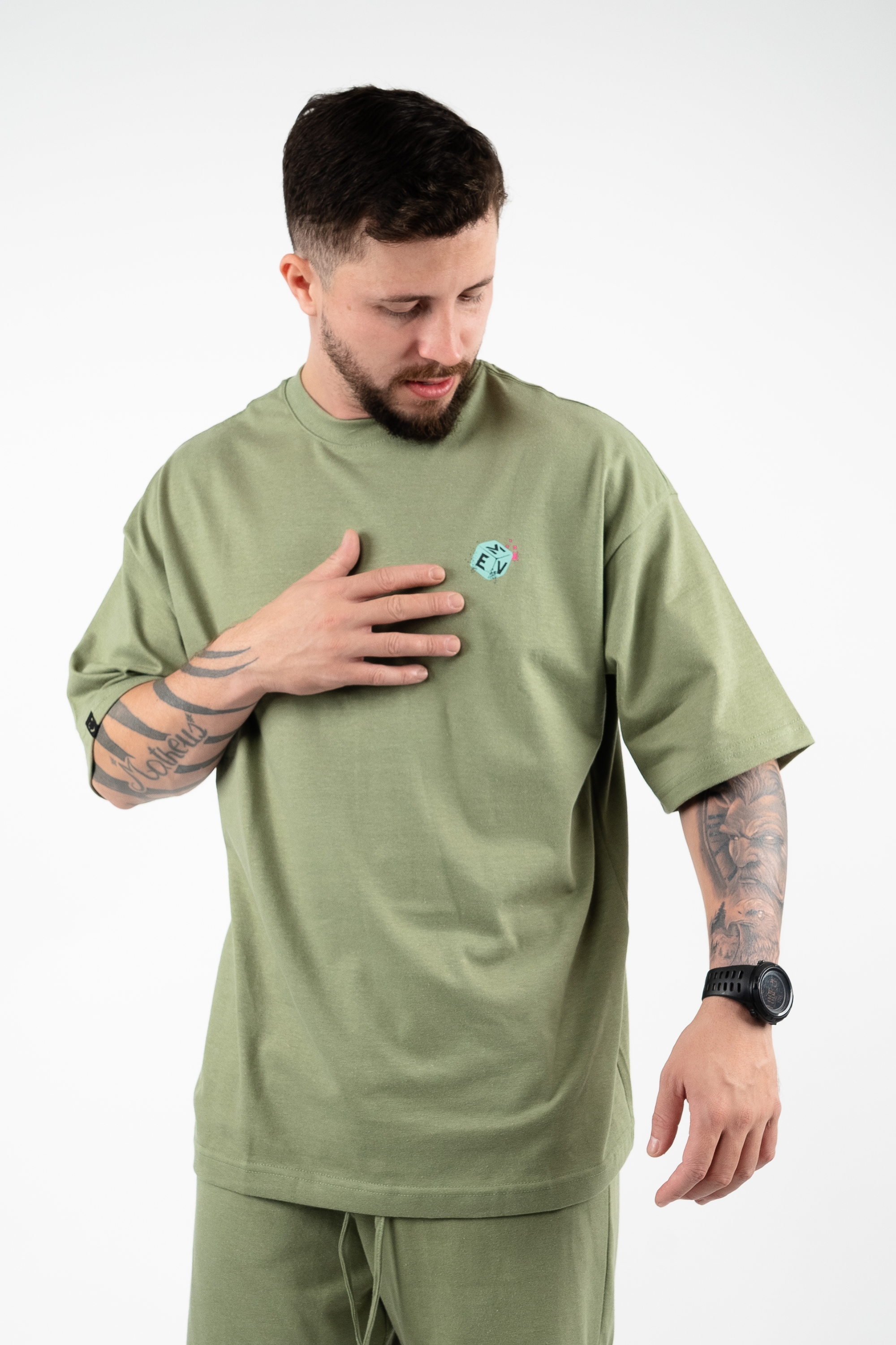 Camiseta Emive Oversized Play Verde