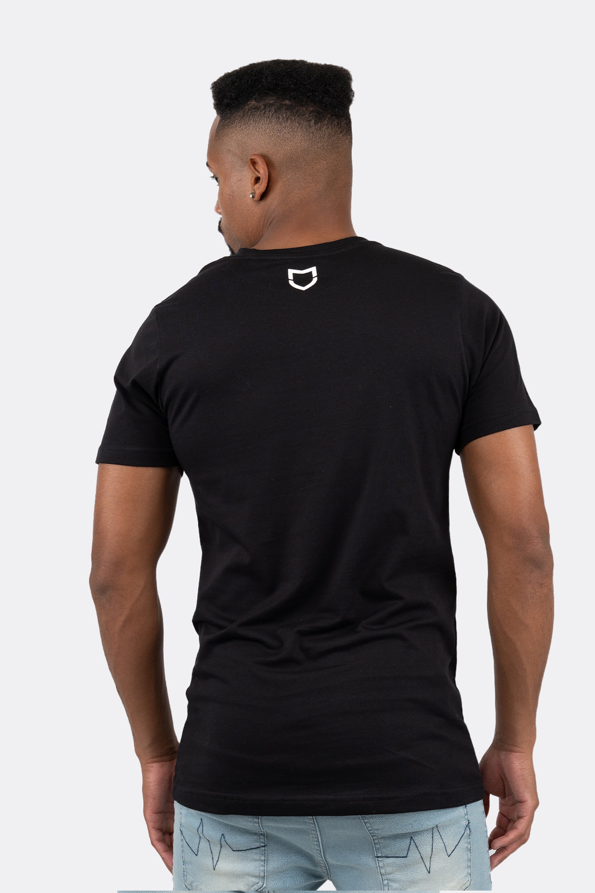 Camiseta Emive Long Script Preto