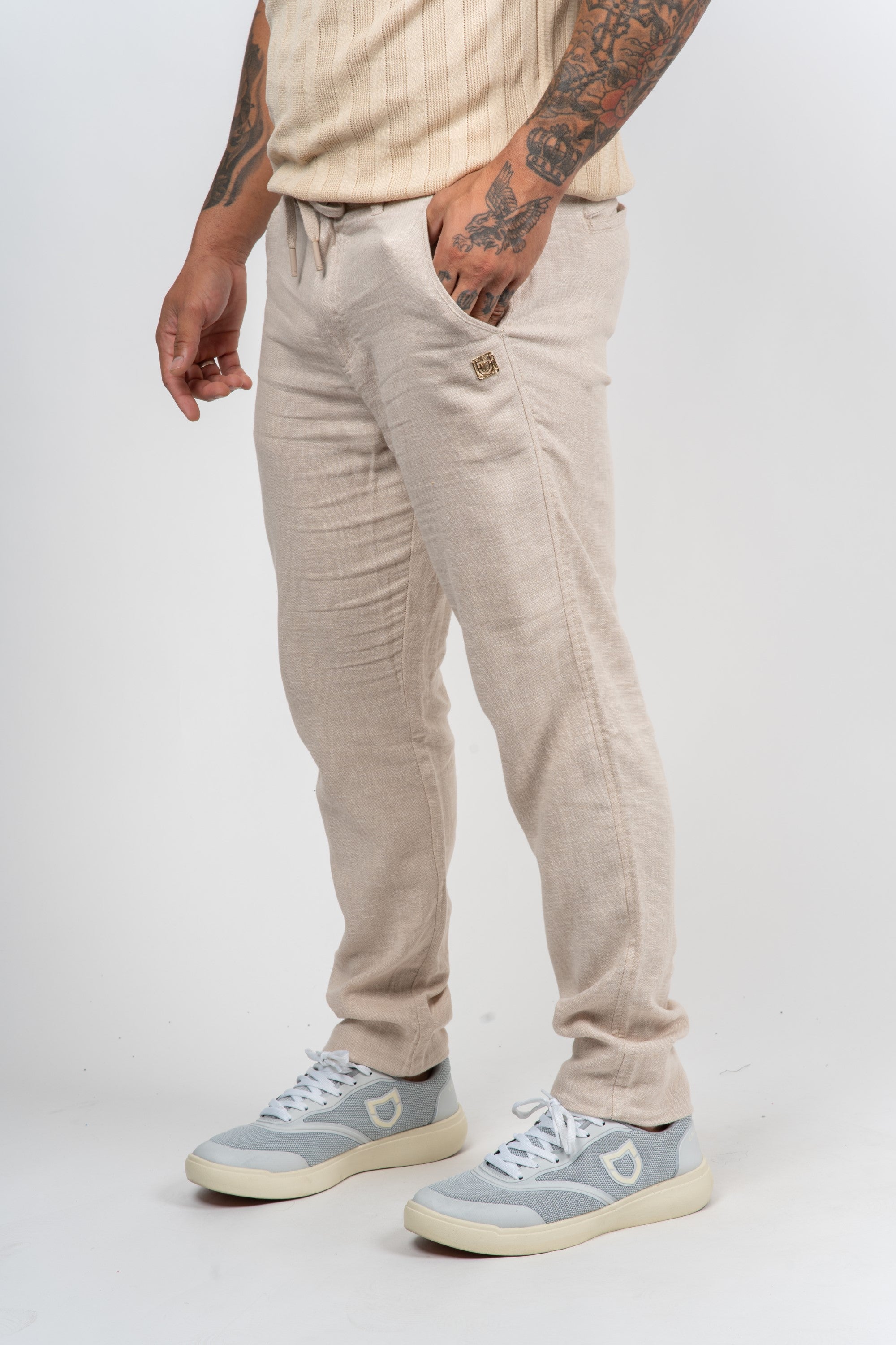 2 calças, bermudas, shorts por R$200